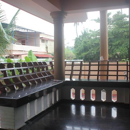 Navendu Home Stay Alappuzha Bagian luar foto