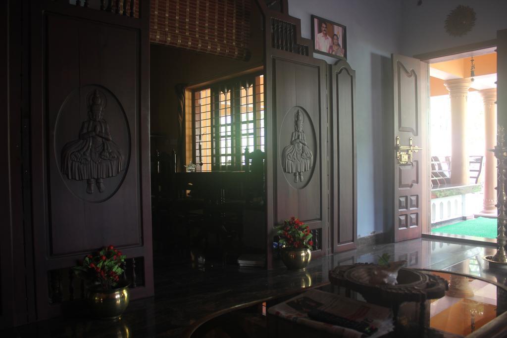 Navendu Home Stay Alappuzha Bagian luar foto