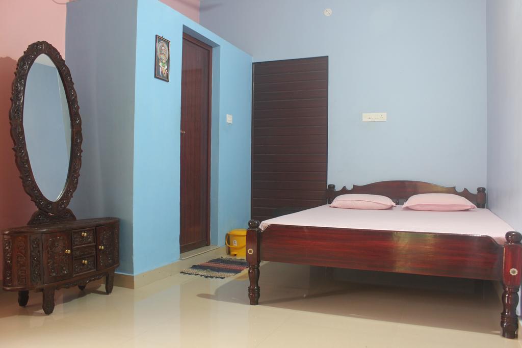 Navendu Home Stay Alappuzha Bagian luar foto